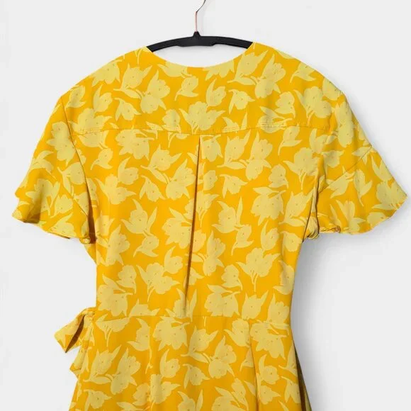 Joie Amelian Floral Wrap Dress Yellow M Romantic Feminine Resort Garden Party - Picture 10 of 12